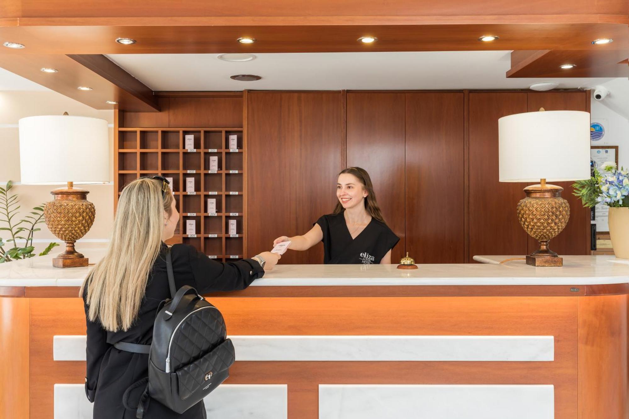 Eliza Hotel By Panel Hospitality Neoi Poroi Bagian luar foto
