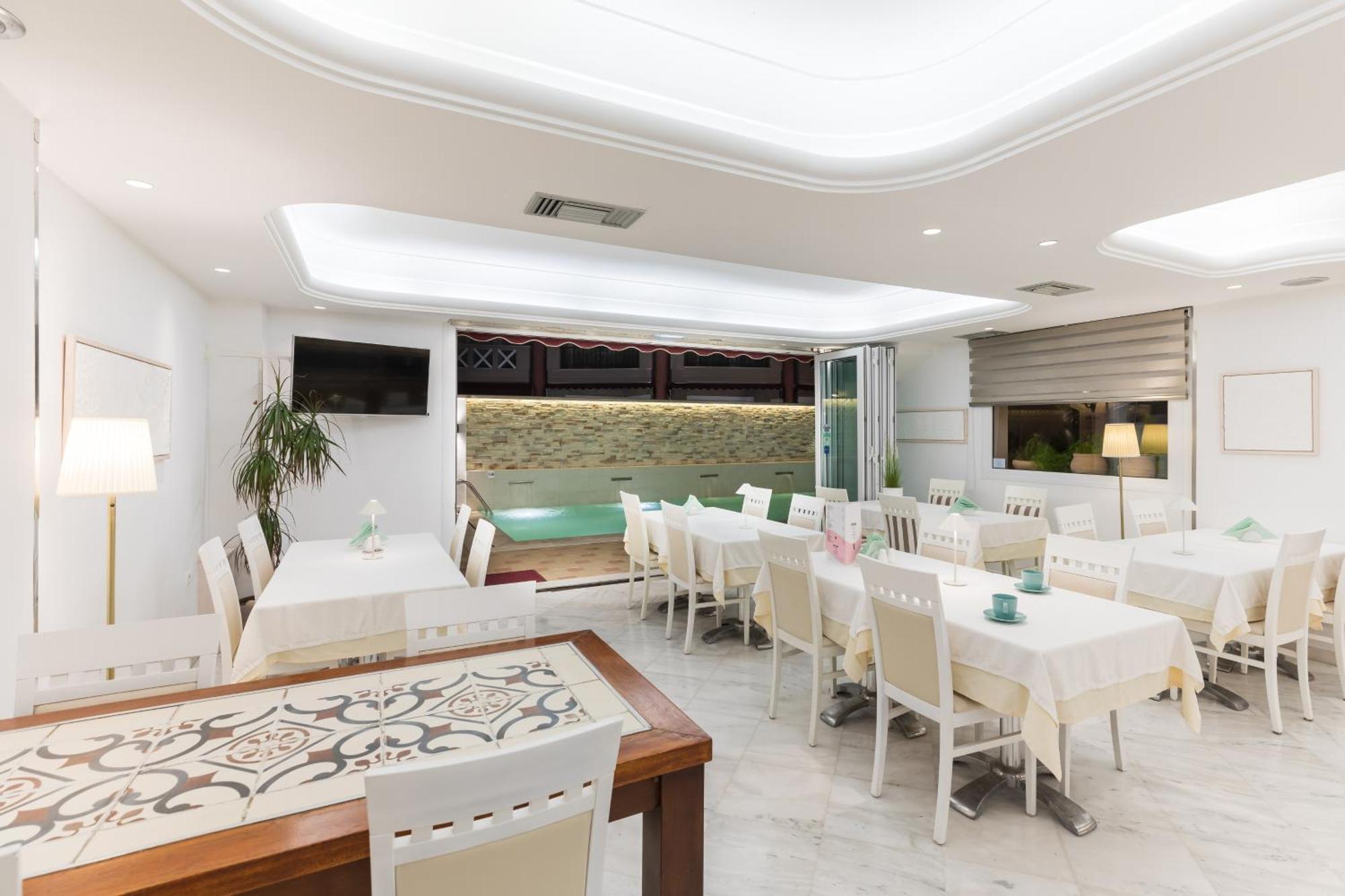 Eliza Hotel By Panel Hospitality Neoi Poroi Bagian luar foto