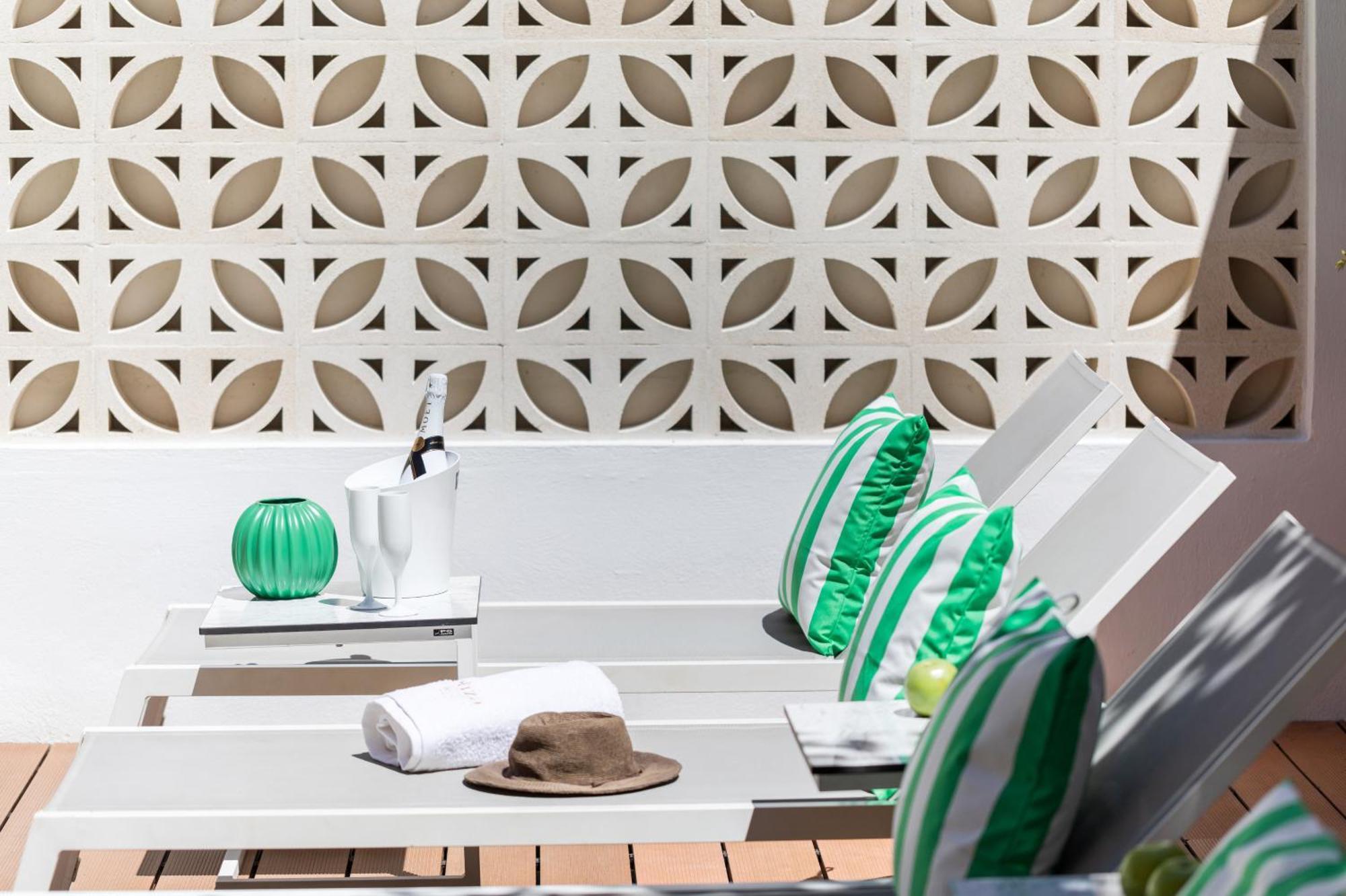Eliza Hotel By Panel Hospitality Neoi Poroi Bagian luar foto