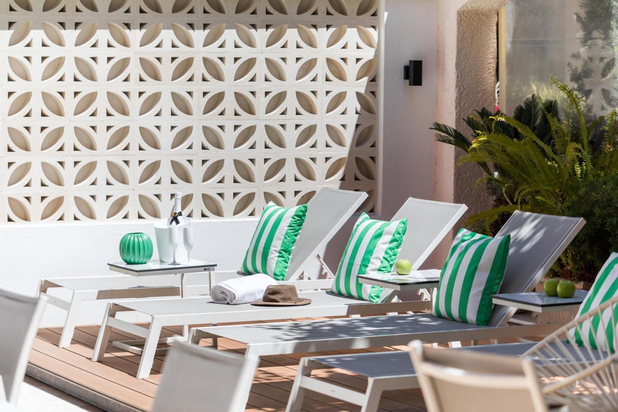 Eliza Hotel By Panel Hospitality Neoi Poroi Bagian luar foto