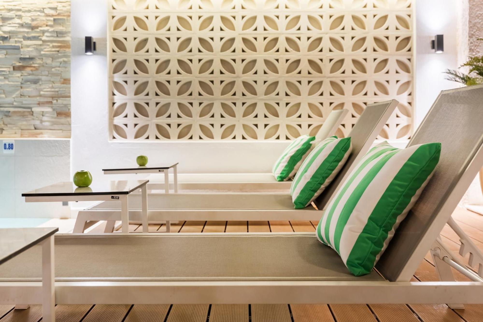 Eliza Hotel By Panel Hospitality Neoi Poroi Bagian luar foto