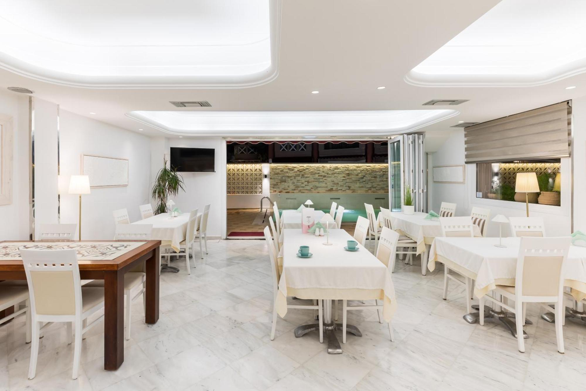 Eliza Hotel By Panel Hospitality Neoi Poroi Bagian luar foto